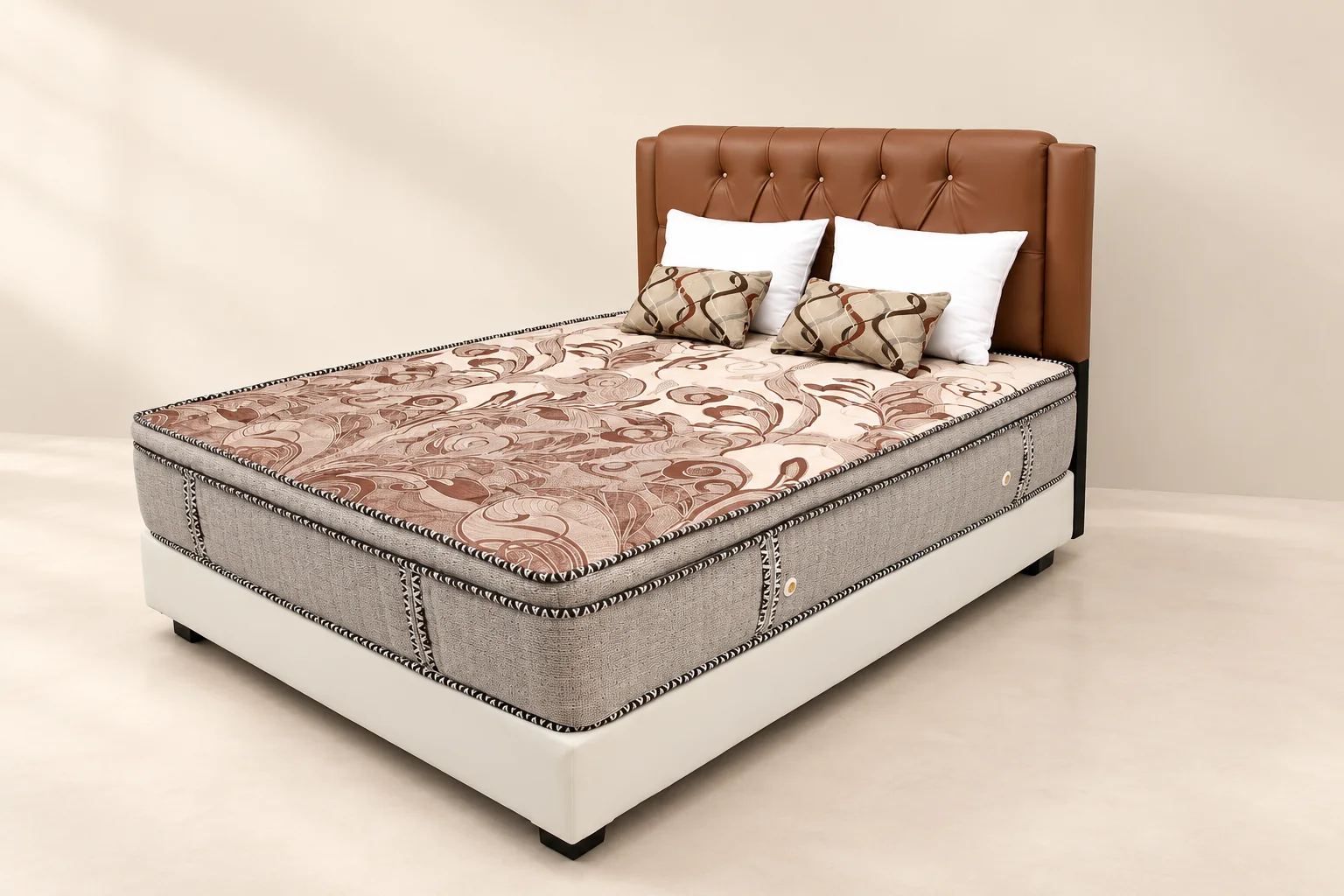 Tempat tidur cokelat motif